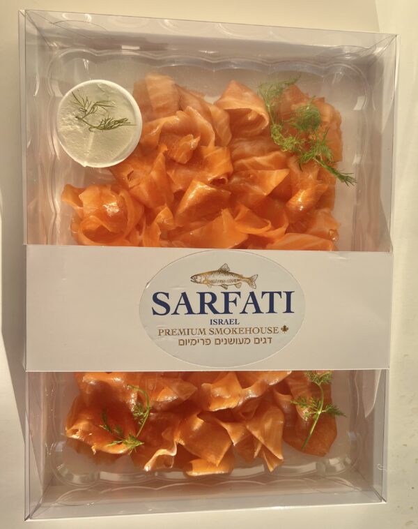 Thinly sliced smoked salmon platter - Image 3