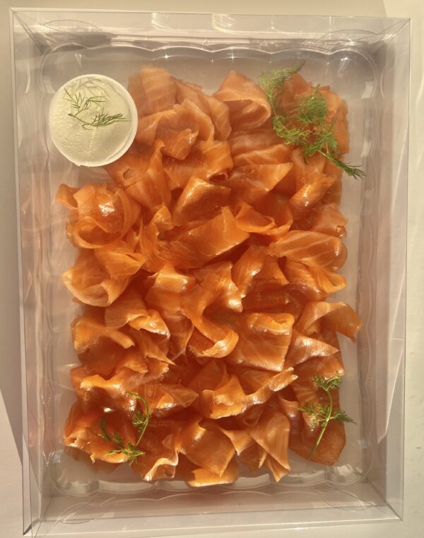 Thinly sliced smoked salmon platter
