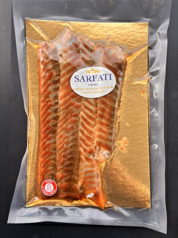 Hot Smoked Salmon Roll 200g