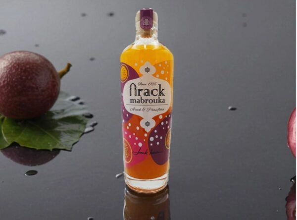 Cocktail de fruits de la passion combiné à un arc délicat – Image 2